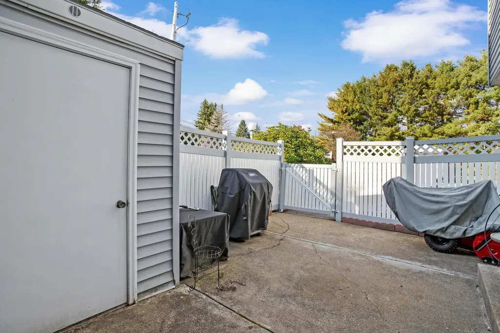 6 Springfield Estates Rochester NH 03867