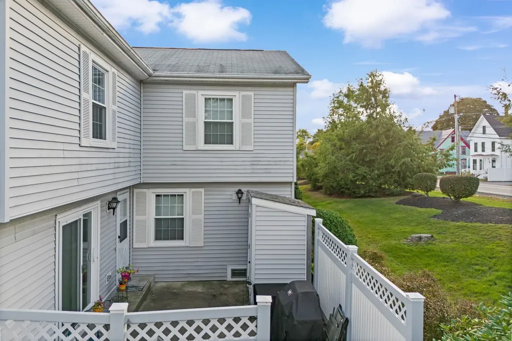 6 Springfield Estates Rochester NH 03867