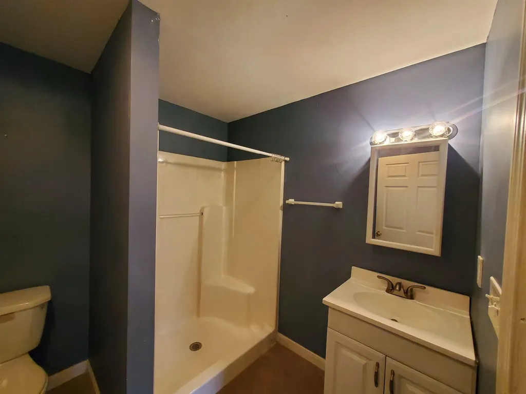 17 James Way Grafton NH 03240