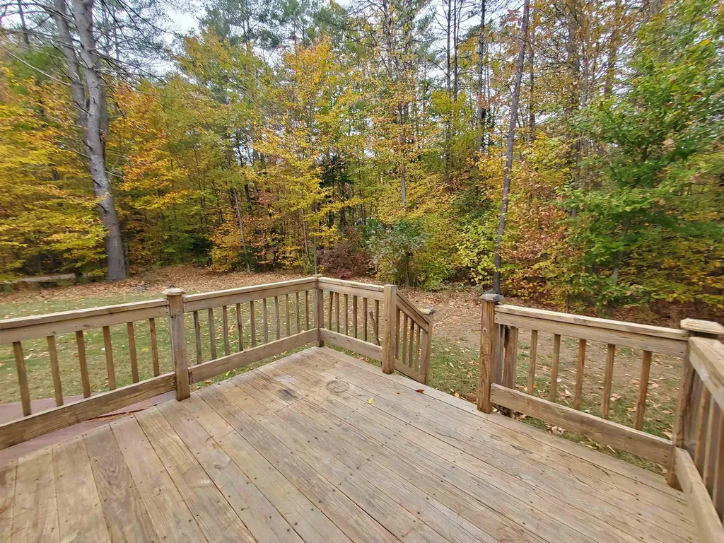 17 James Way Grafton NH 03240