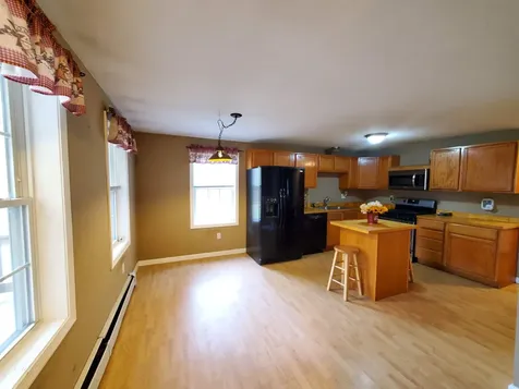 17 James Way Grafton NH 03240