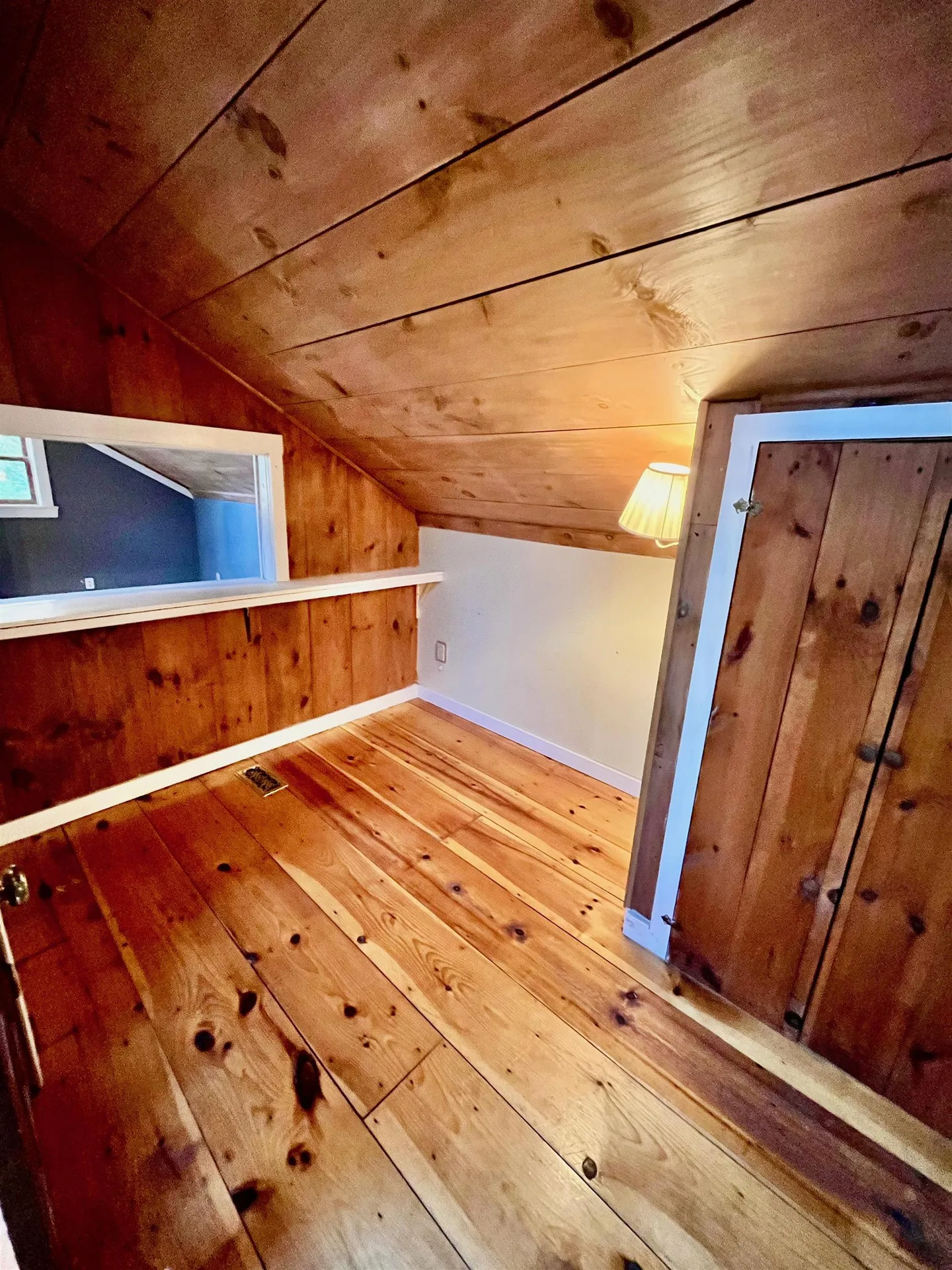 36 Murdough Road Stoddard NH 03464