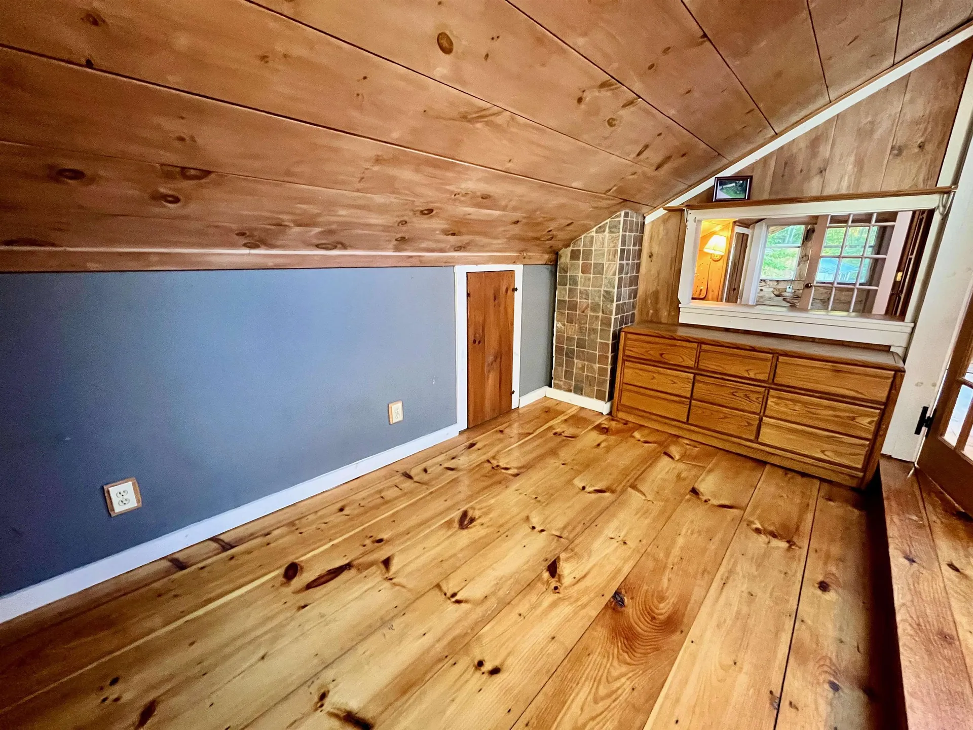 36 Murdough Road Stoddard NH 03464