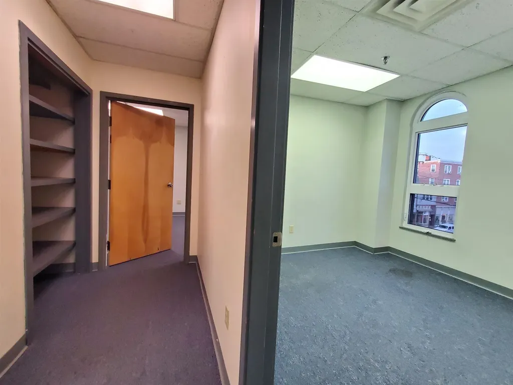 1 Elm Street Nashua NH 03060