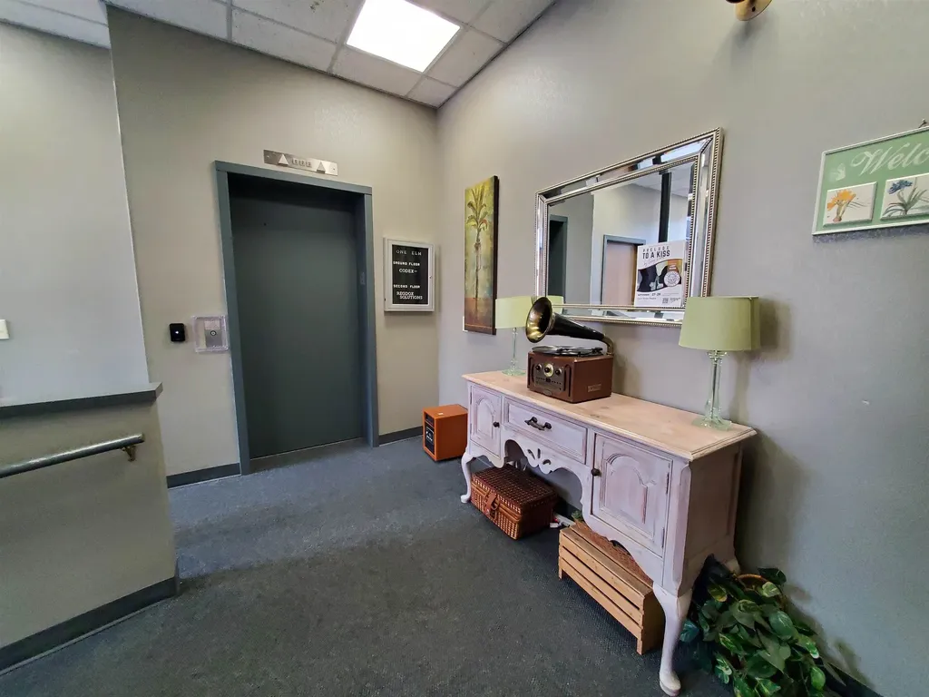 1 Elm Street Nashua NH 03060