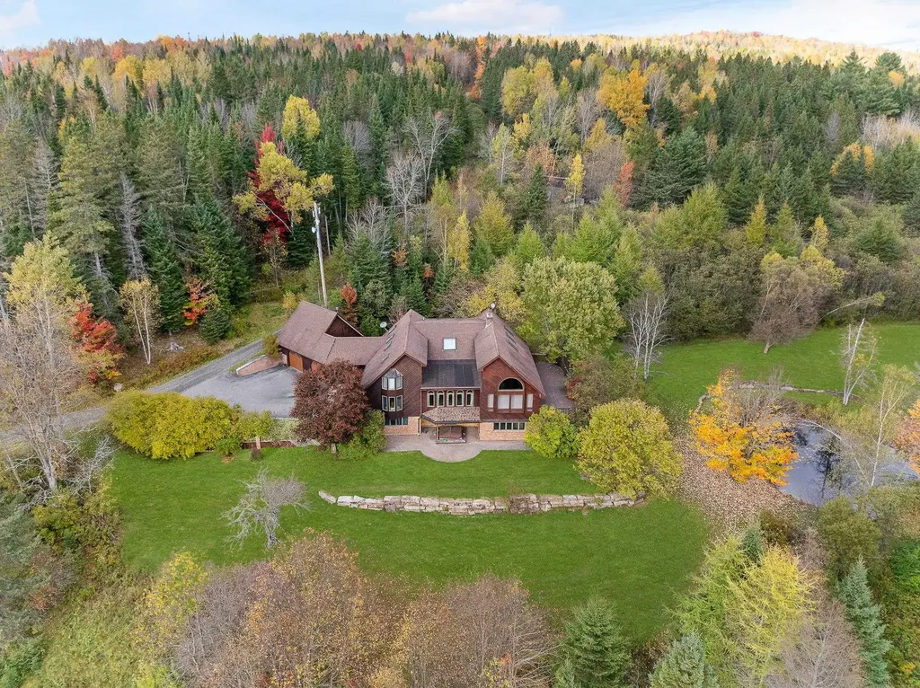 147 Green Hill Road Canaan VT 05903