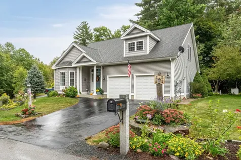 37 Nature's View Drive Laconia NH 03246