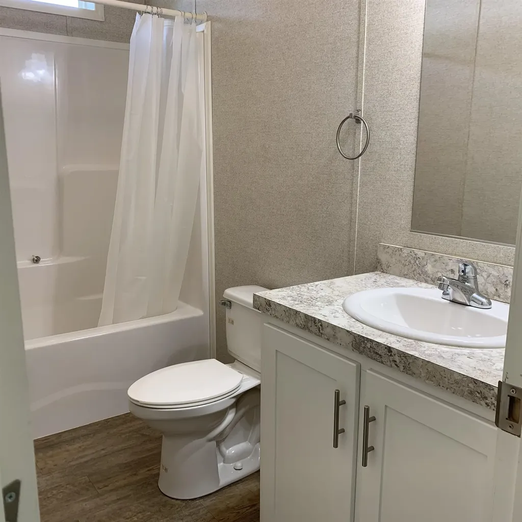 28 Riverview Drive Rochester NH 03867