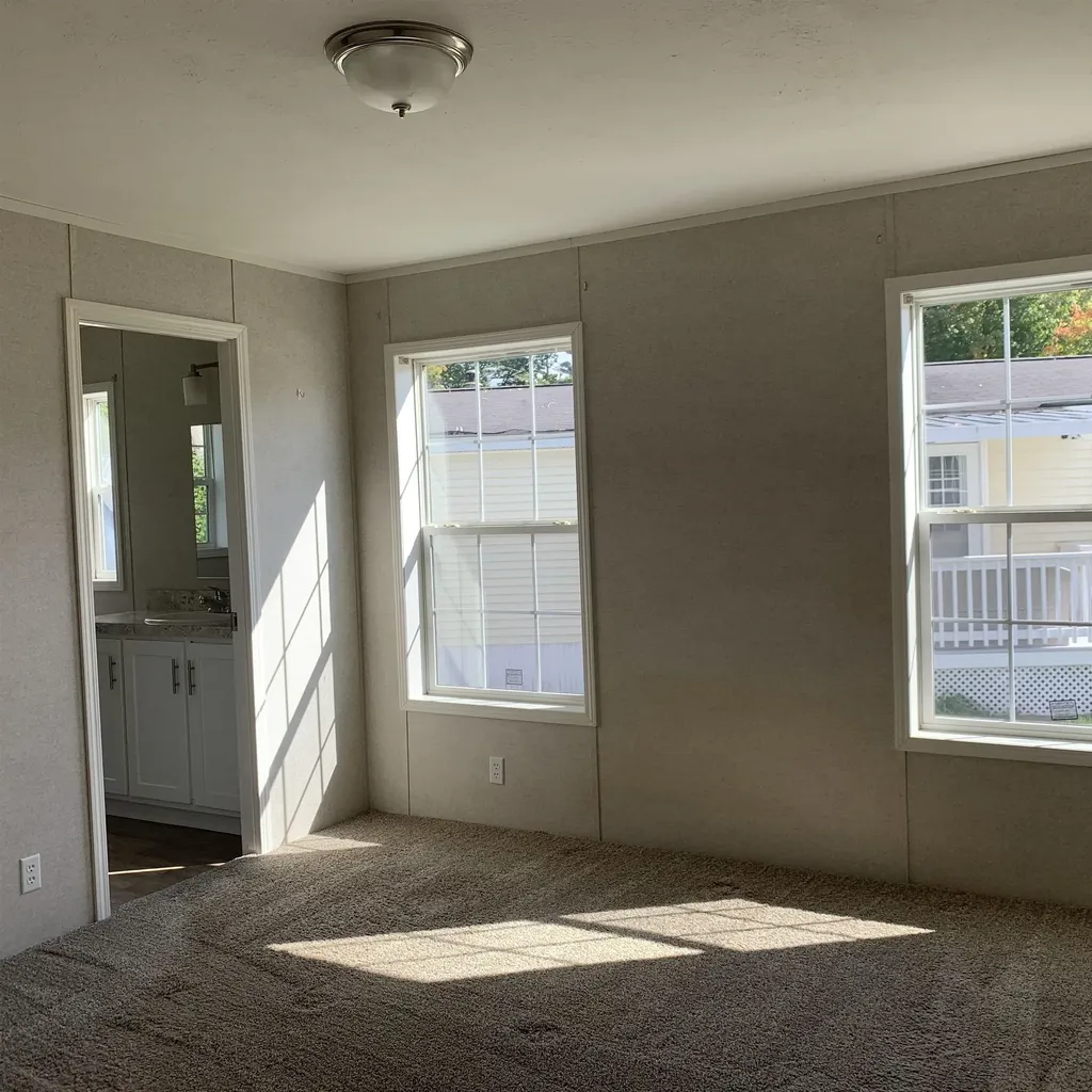 28 Riverview Drive Rochester NH 03867