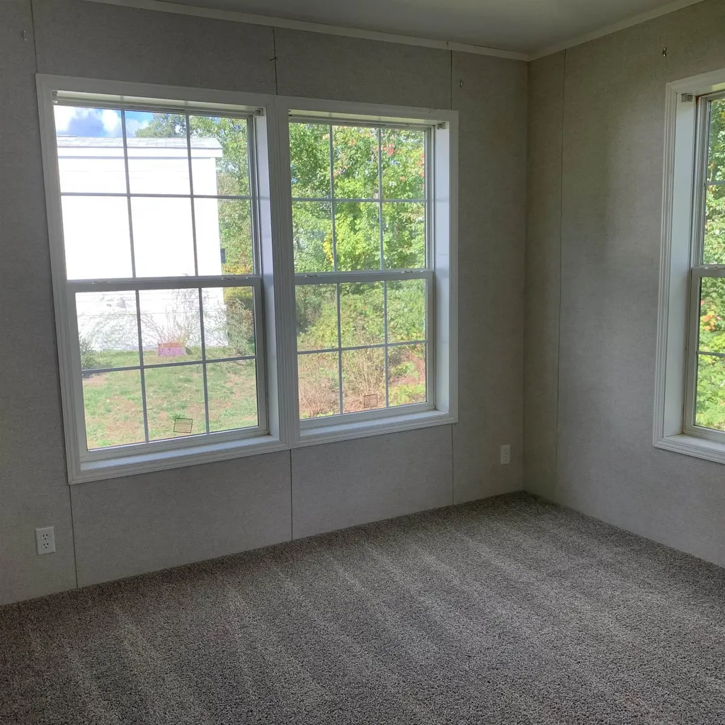 28 Riverview Drive Rochester NH 03867