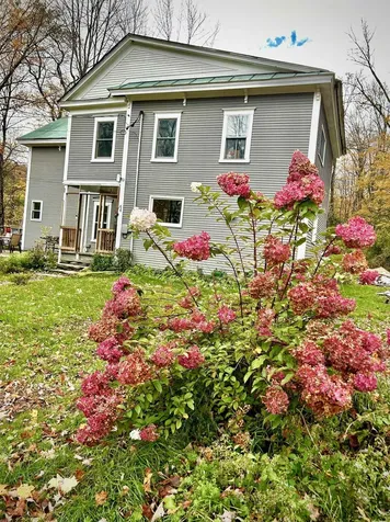 27 Kelly Road Stockbridge VT 05772