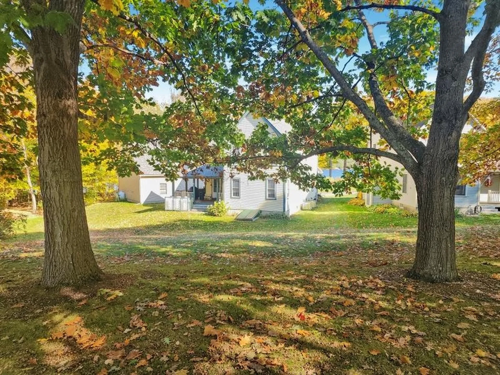 51 Chosen Vale Lane Enfield NH 03748