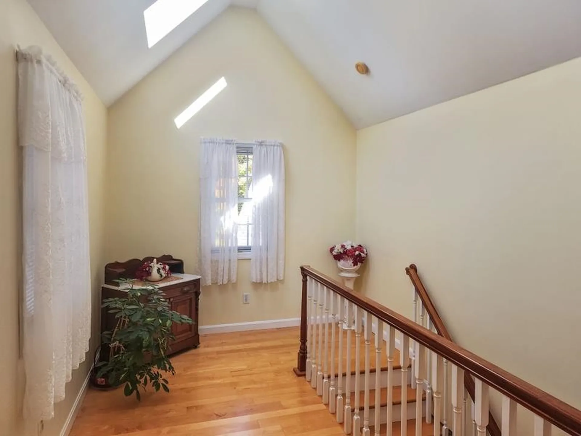 51 Chosen Vale Lane Enfield NH 03748