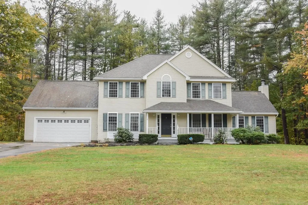 2 Hadley Drive Nashua NH 03062