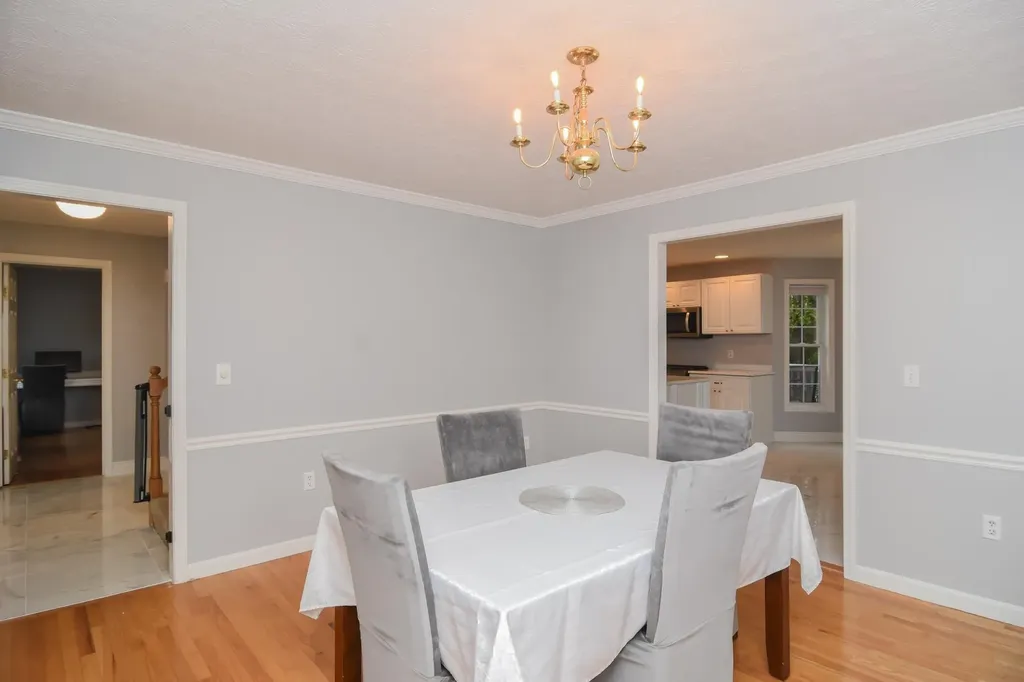 2 Hadley Drive Nashua NH 03062