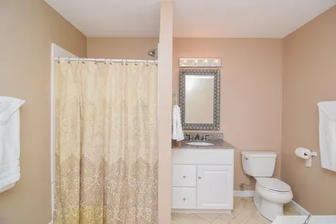 2 Hadley Drive Nashua NH 03062