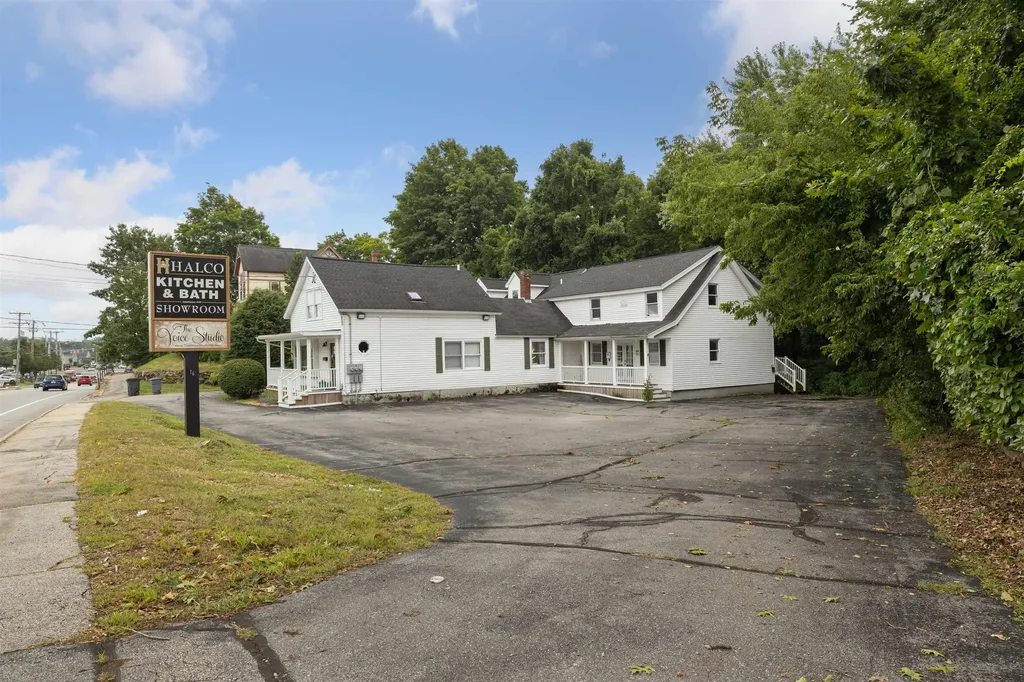 16 Crystal Avenue Derry NH 03038