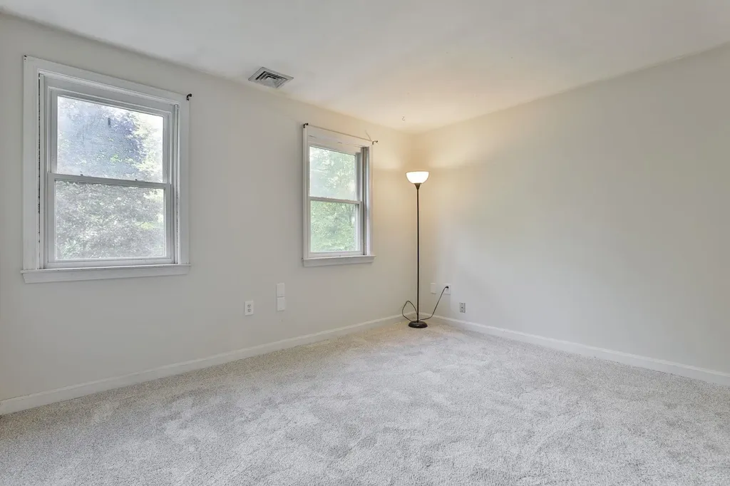 1 Mountain Road Brookline NH 03033