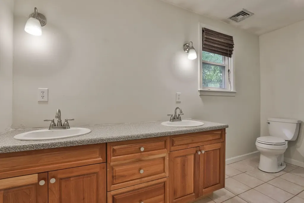 1 Mountain Road Brookline NH 03033