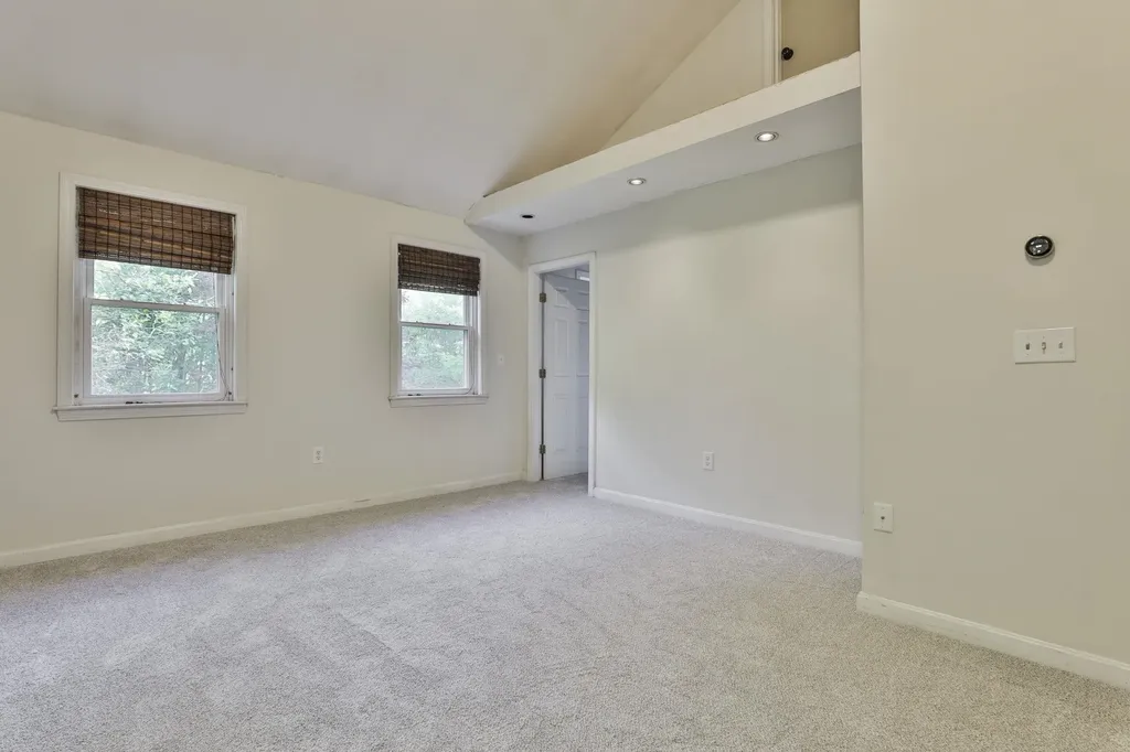 1 Mountain Road Brookline NH 03033