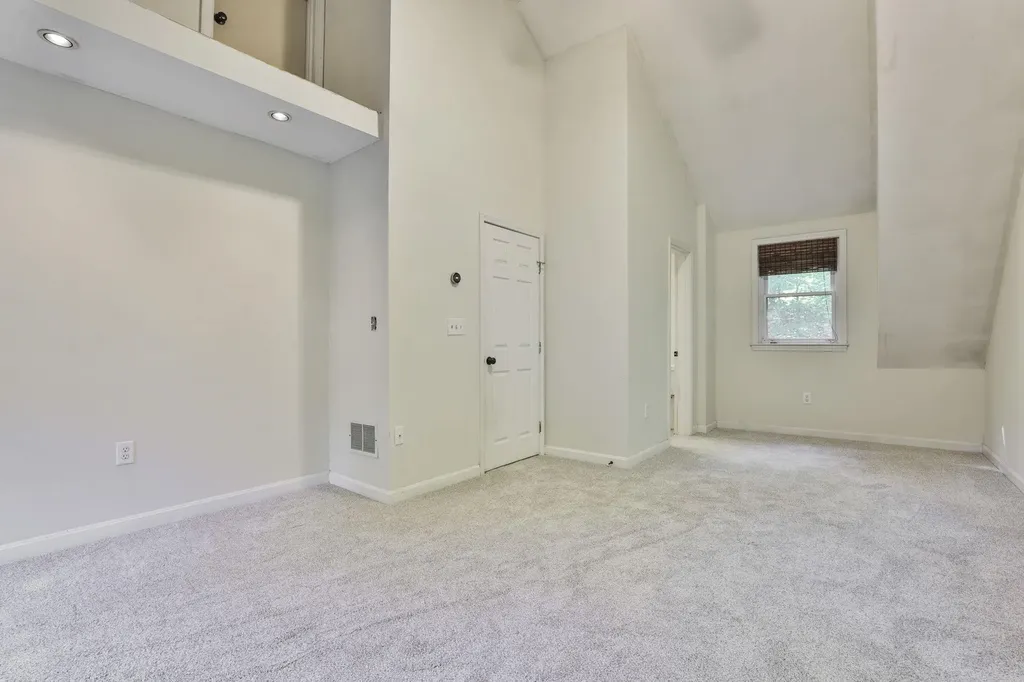 1 Mountain Road Brookline NH 03033