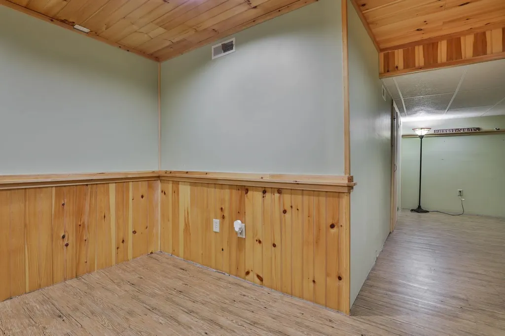 1 Mountain Road Brookline NH 03033