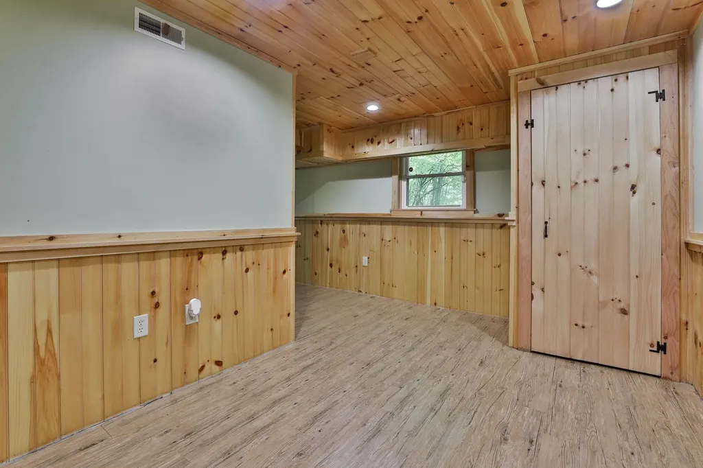 1 Mountain Road Brookline NH 03033