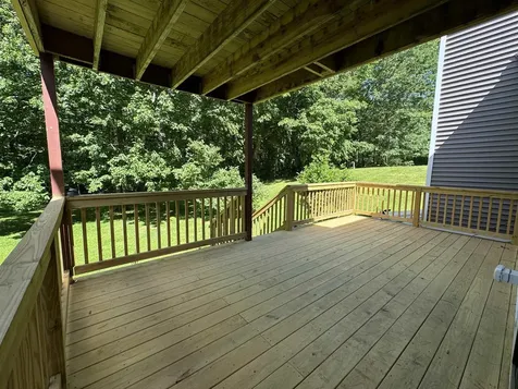 16 Kirriemuir Road Stratham NH 03885