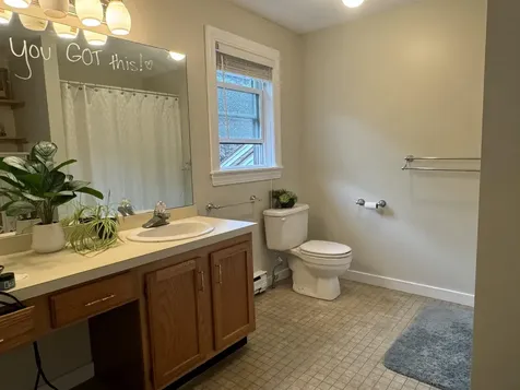 16 Kirriemuir Road Stratham NH 03885