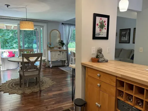 16 Kirriemuir Road Stratham NH 03885