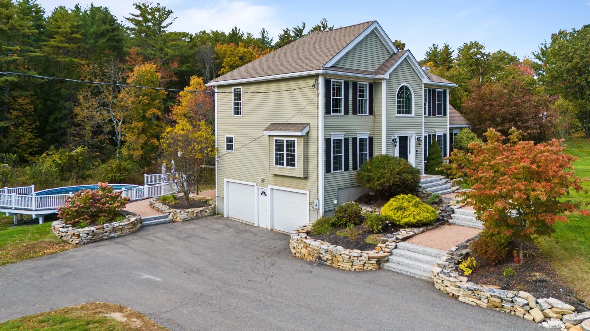 100 Old Chester Road Derry NH 03038