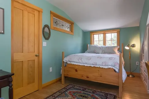 28 Island Avenue Kittery ME 03904