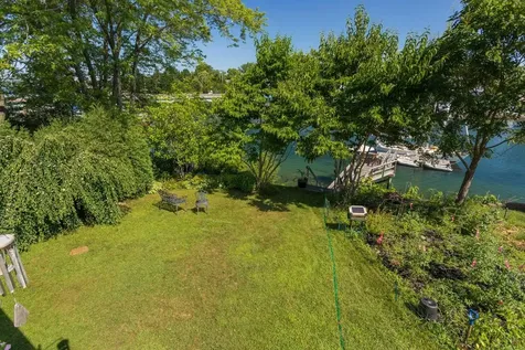 28 Island Avenue Kittery ME 03904