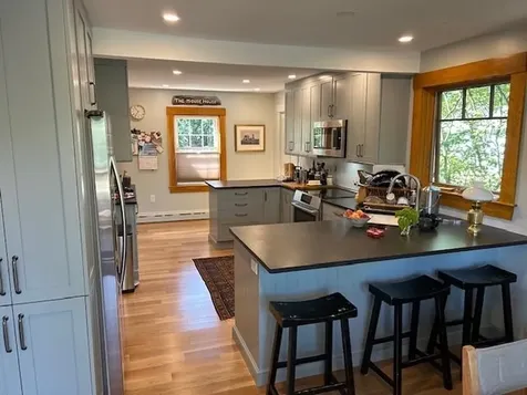 28 Island Avenue Kittery ME 03904
