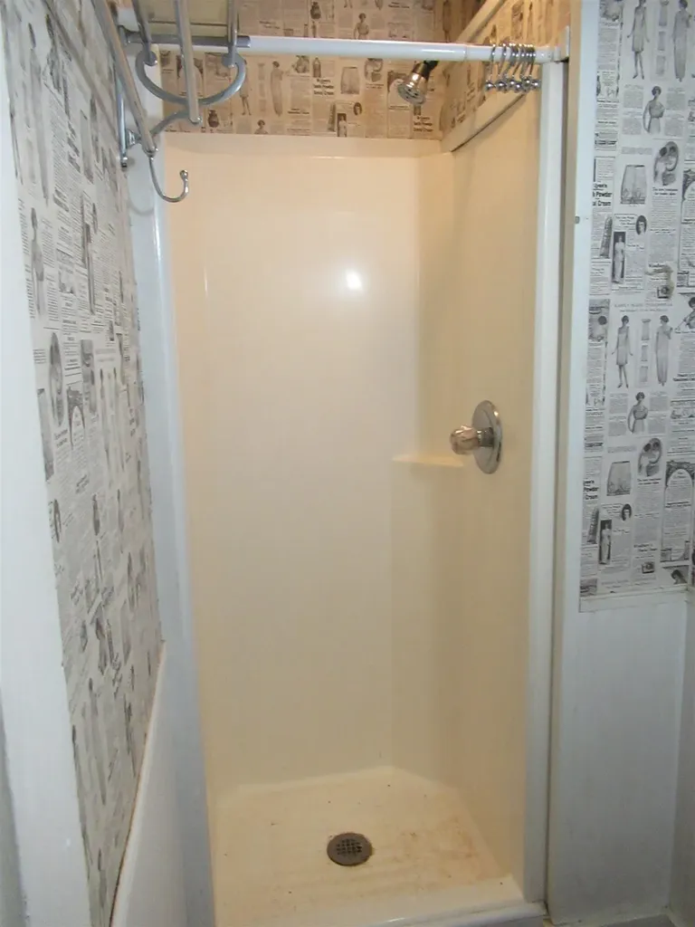 43 Depot Road Kingston NH 03848