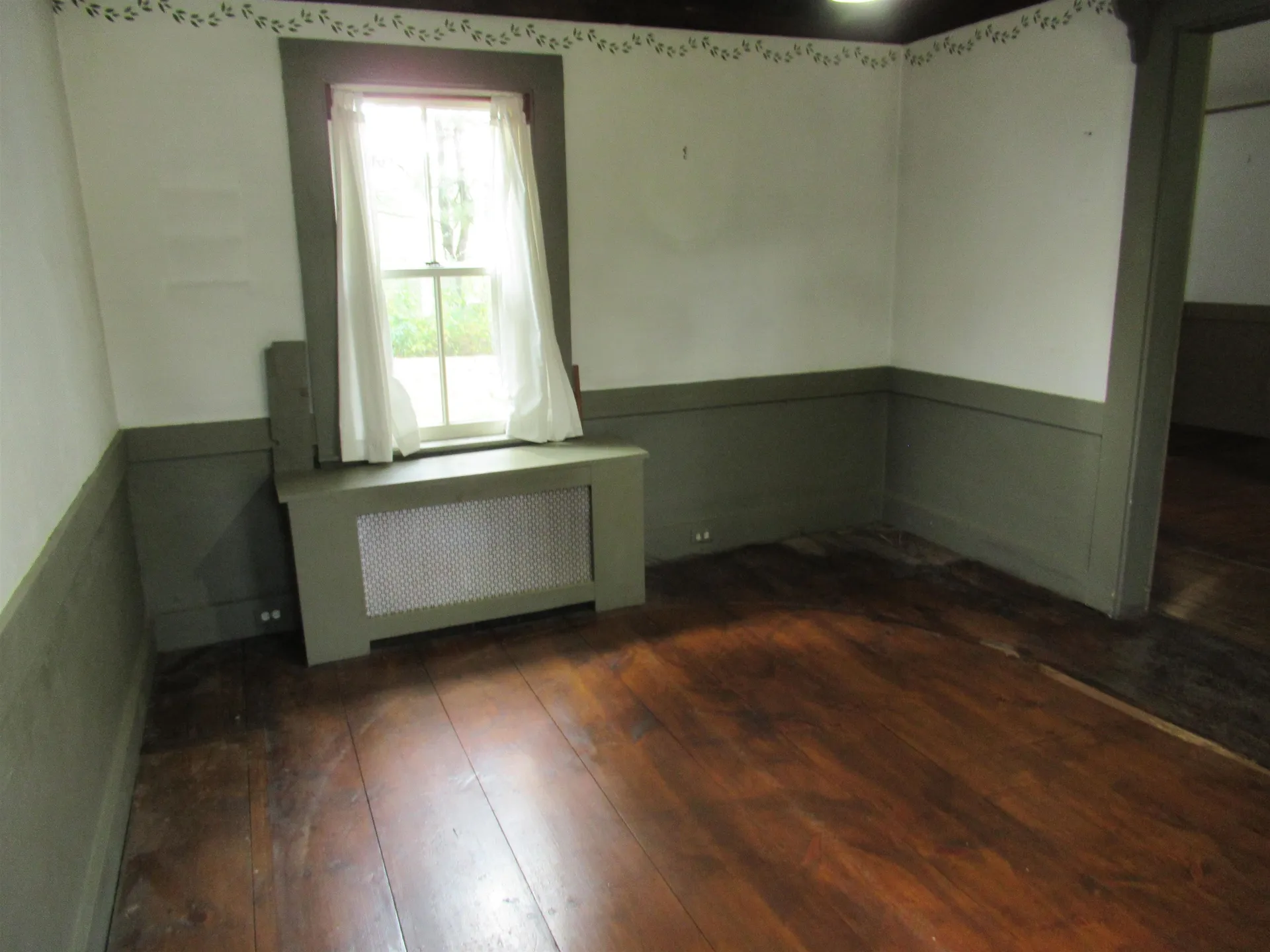 43 Depot Road Kingston NH 03848