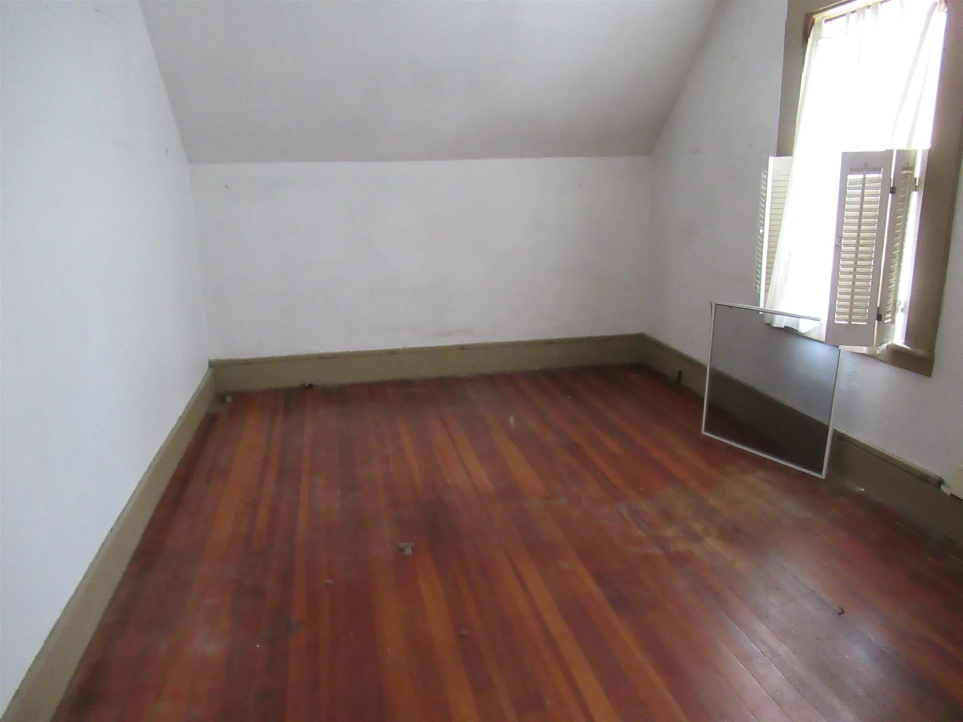 43 Depot Road Kingston NH 03848