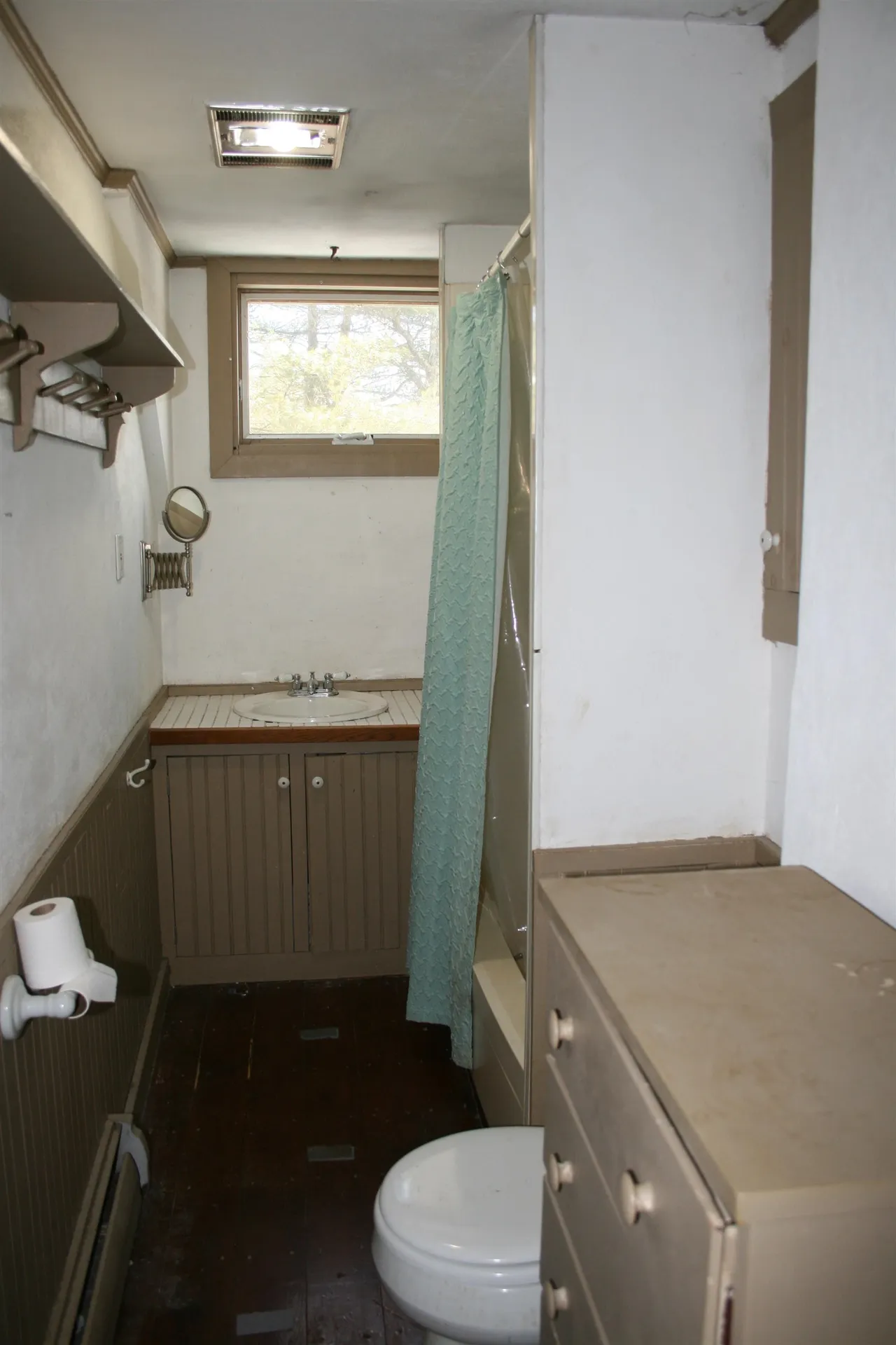 43 Depot Road Kingston NH 03848