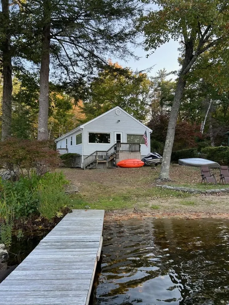 68 Northside Road Lee NH 03861