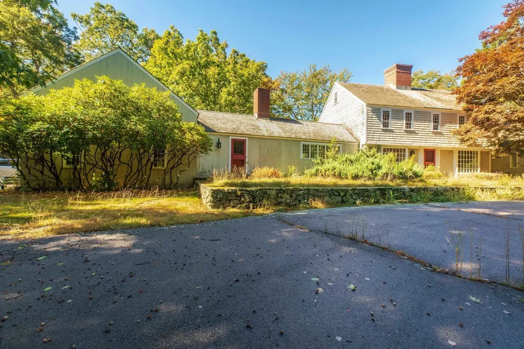 80 Woodland Road North Hampton NH 03862