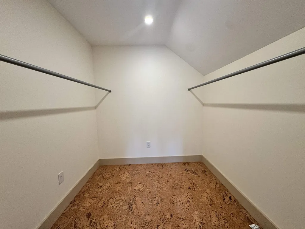 71 East Street Bristol VT 05443