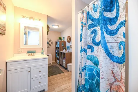 24 Island Path Hampton NH 03842