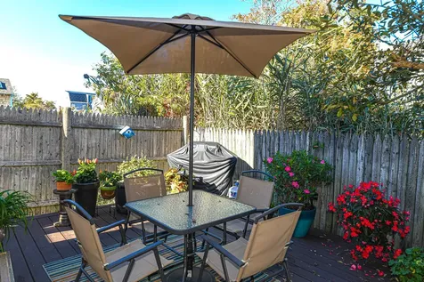 24 Island Path Hampton NH 03842