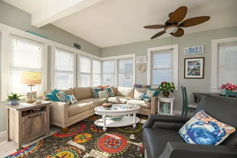 24 Island Path Hampton NH 03842