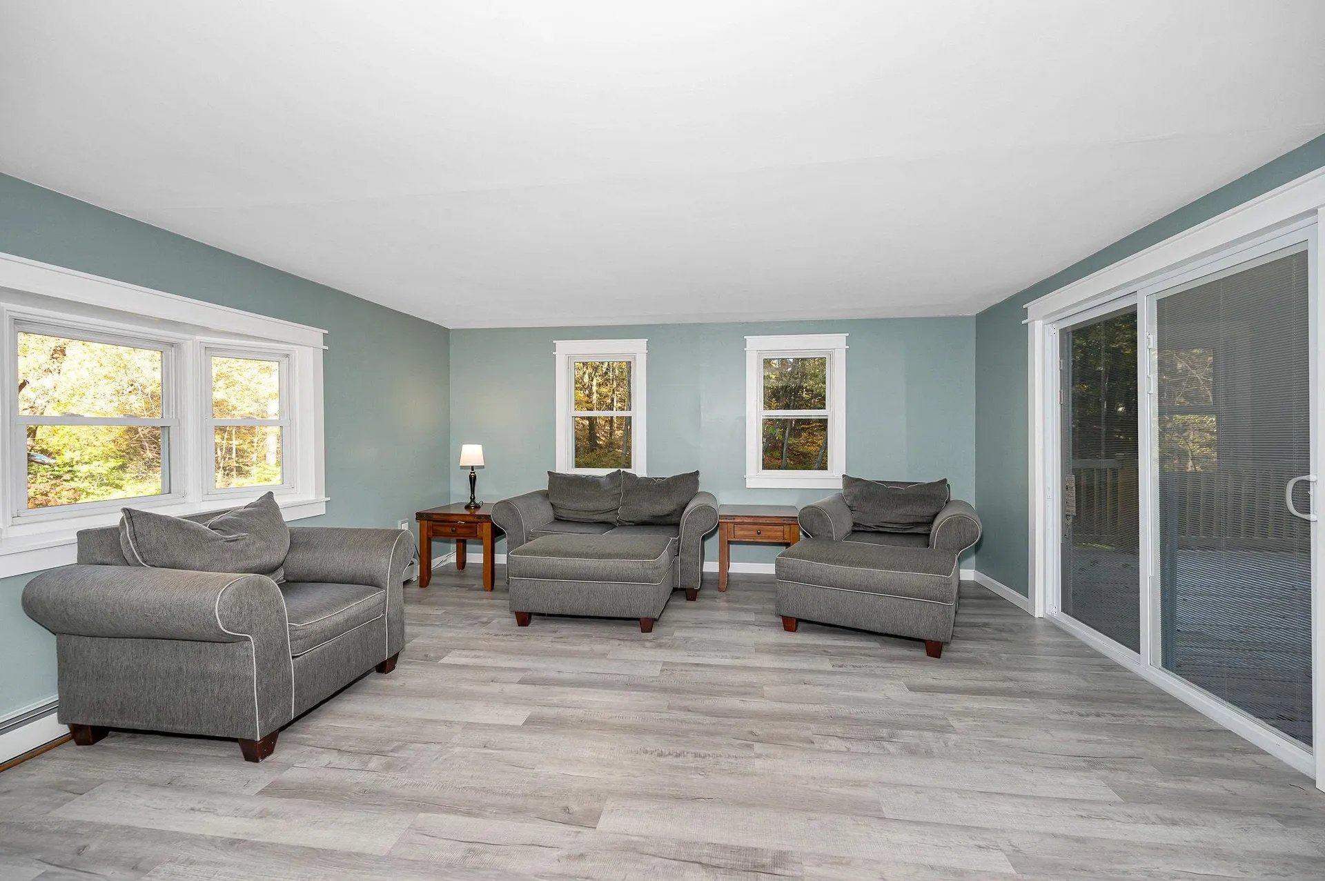 5 Raintree Drive Londonderry NH 03053