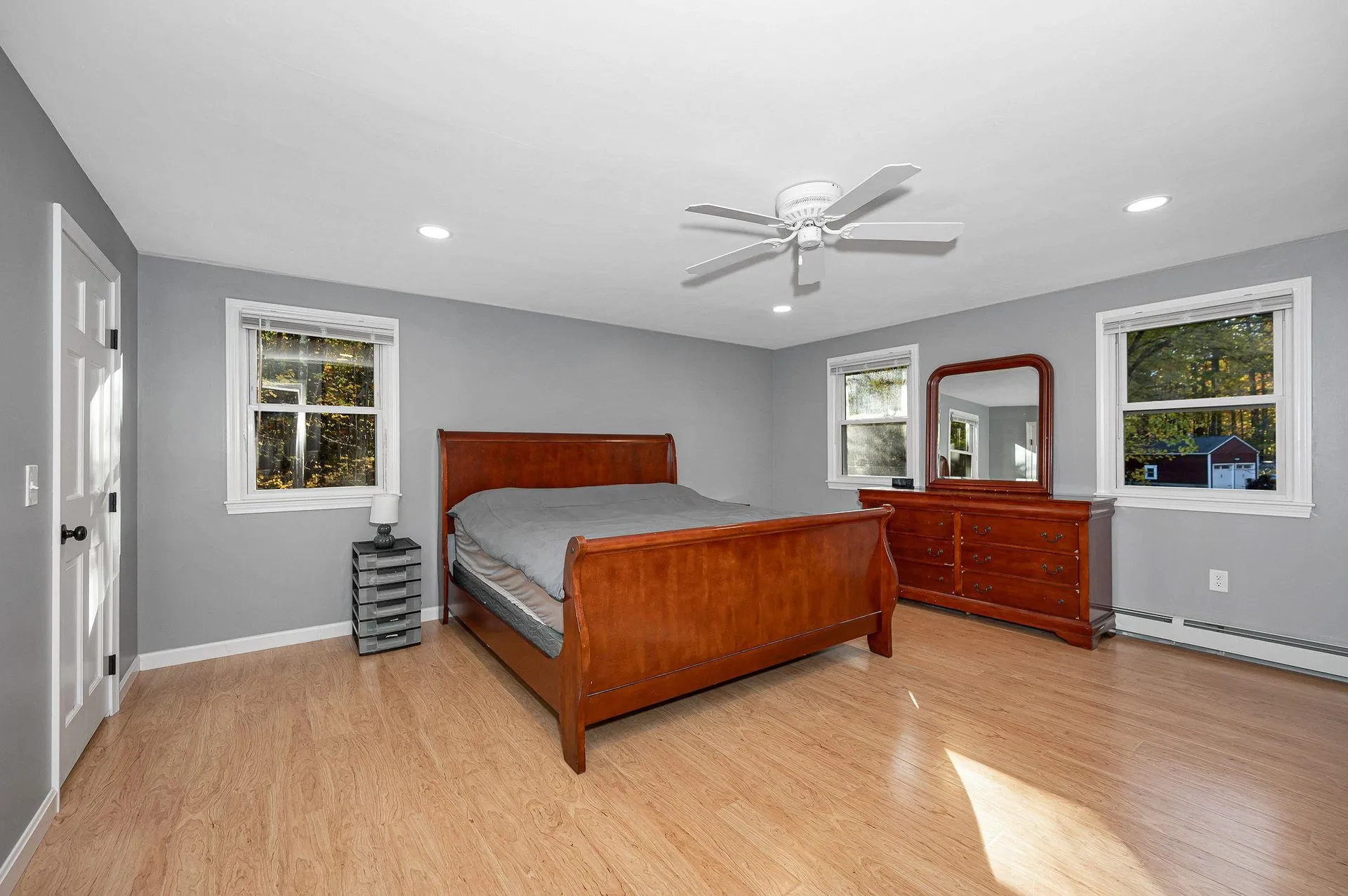 5 Raintree Drive Londonderry NH 03053