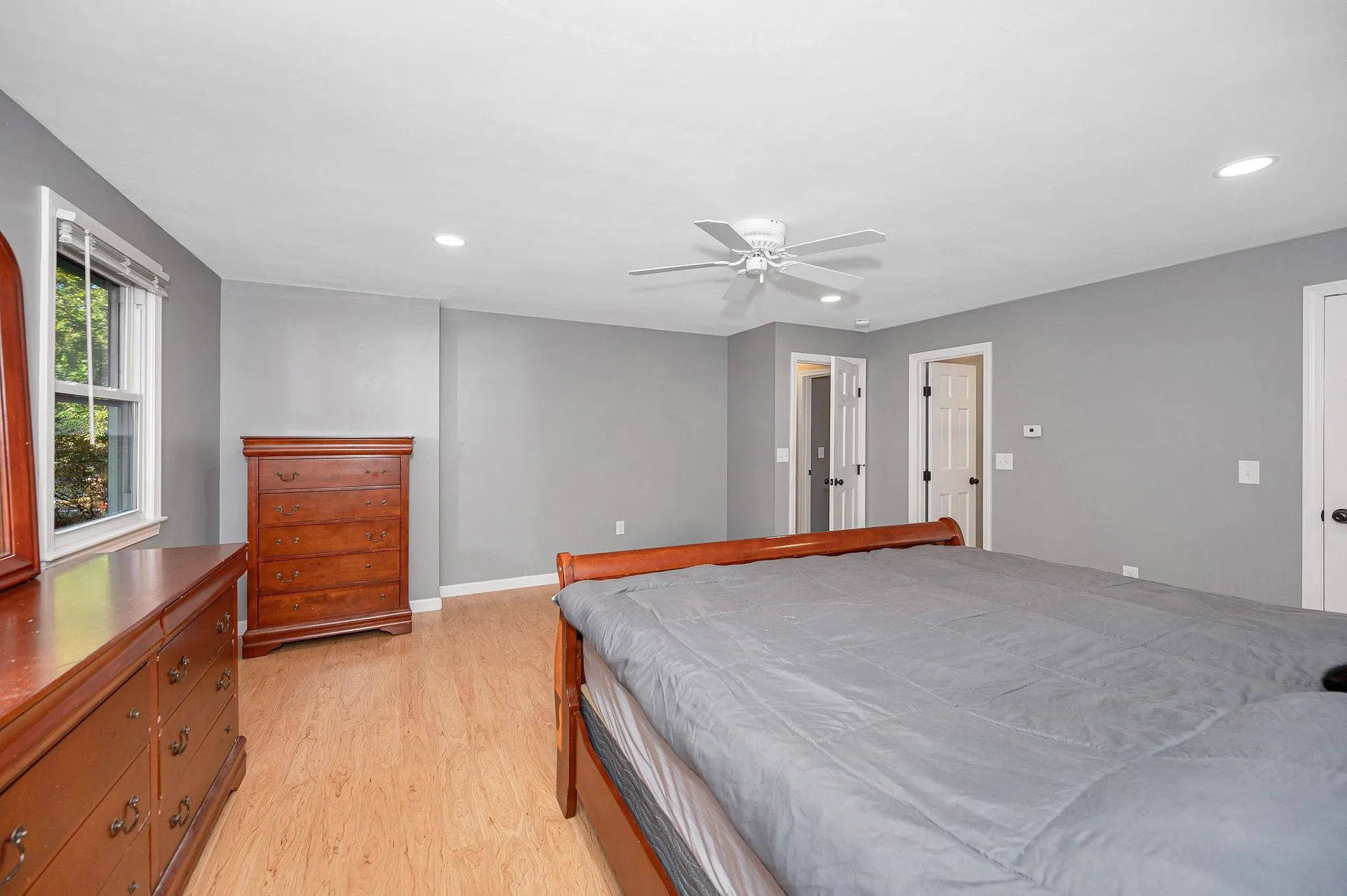 5 Raintree Drive Londonderry NH 03053