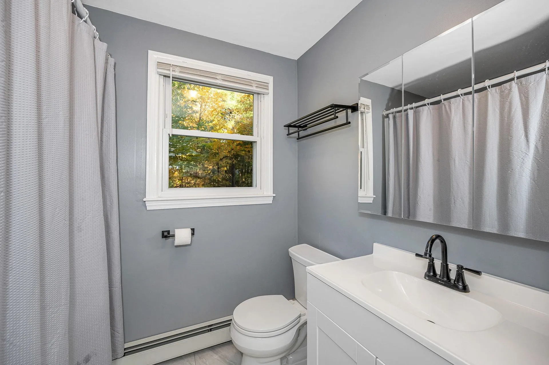 5 Raintree Drive Londonderry NH 03053