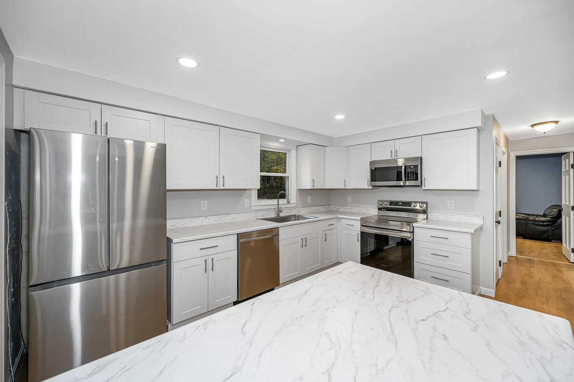 5 Raintree Drive Londonderry NH 03053