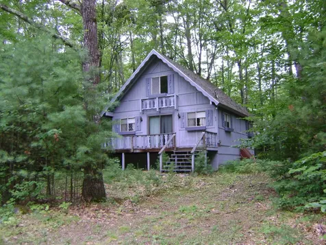 35 Geneve Street Moultonborough NH 03254